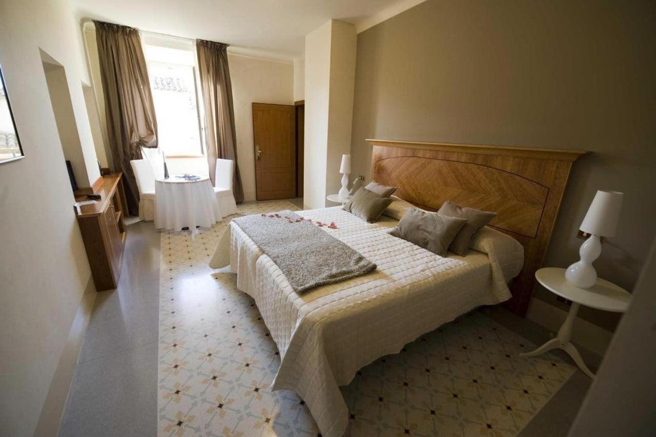 Montegiardino Albergo Diffuso Saint-Marin Extérieur photo