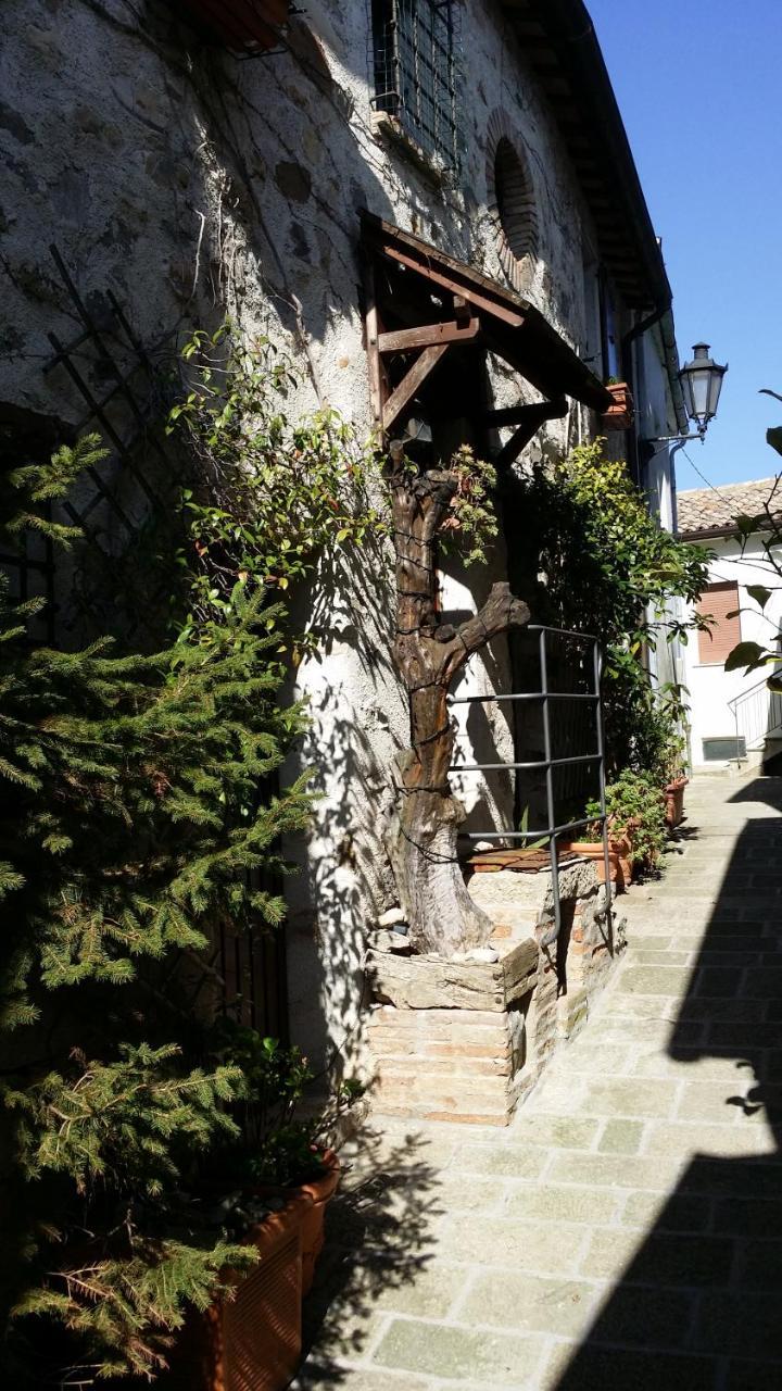 Montegiardino Albergo Diffuso Saint-Marin Extérieur photo